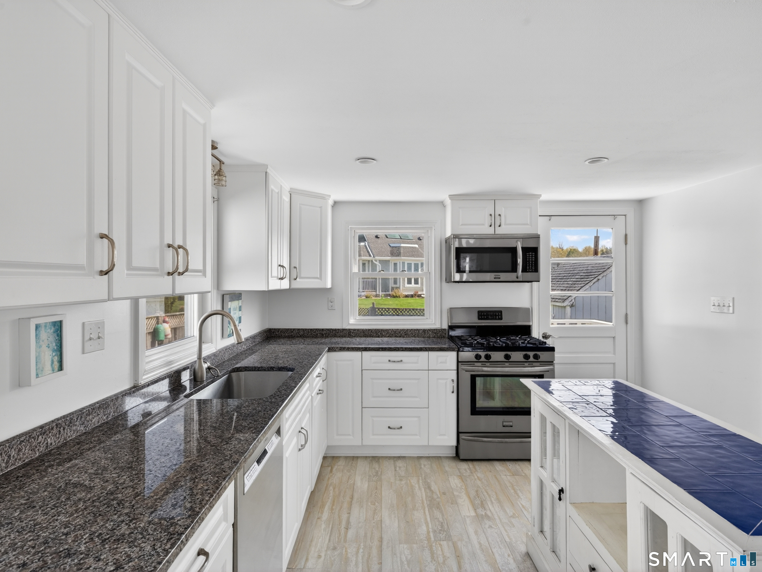224 Salt Island Road Westbrook, CT 06498 - Photo 9 of 34