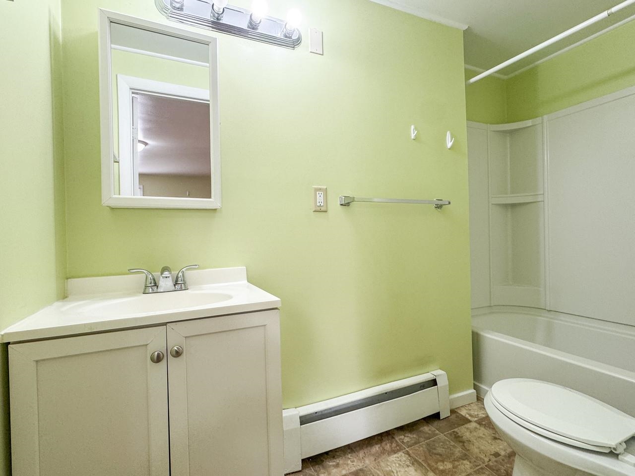 37 Drew Street Burlington, VT 05401 - Photo 10 of 45