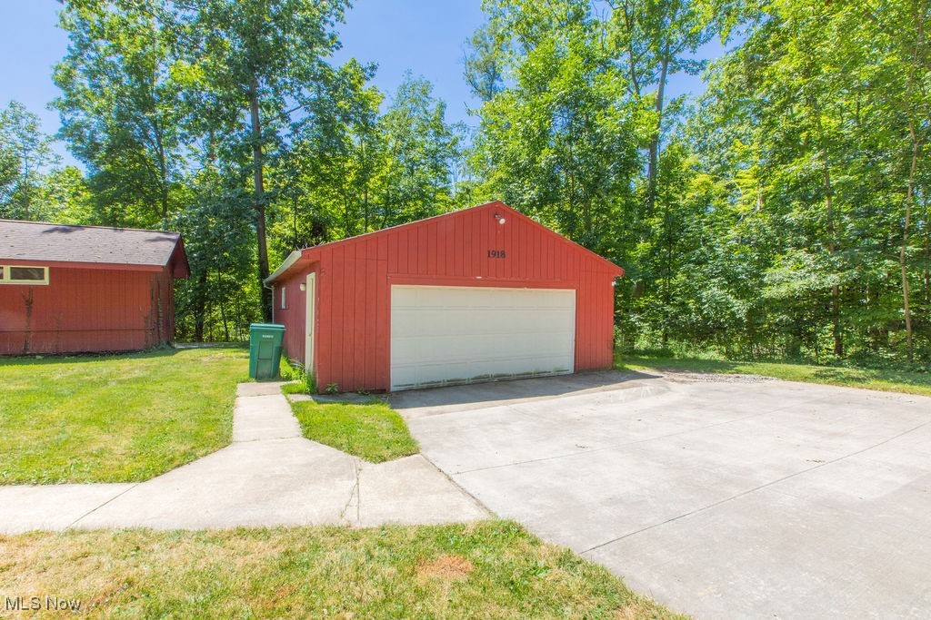 1918 Norton Road Stow, OH 44224 - Photo 6 of 28