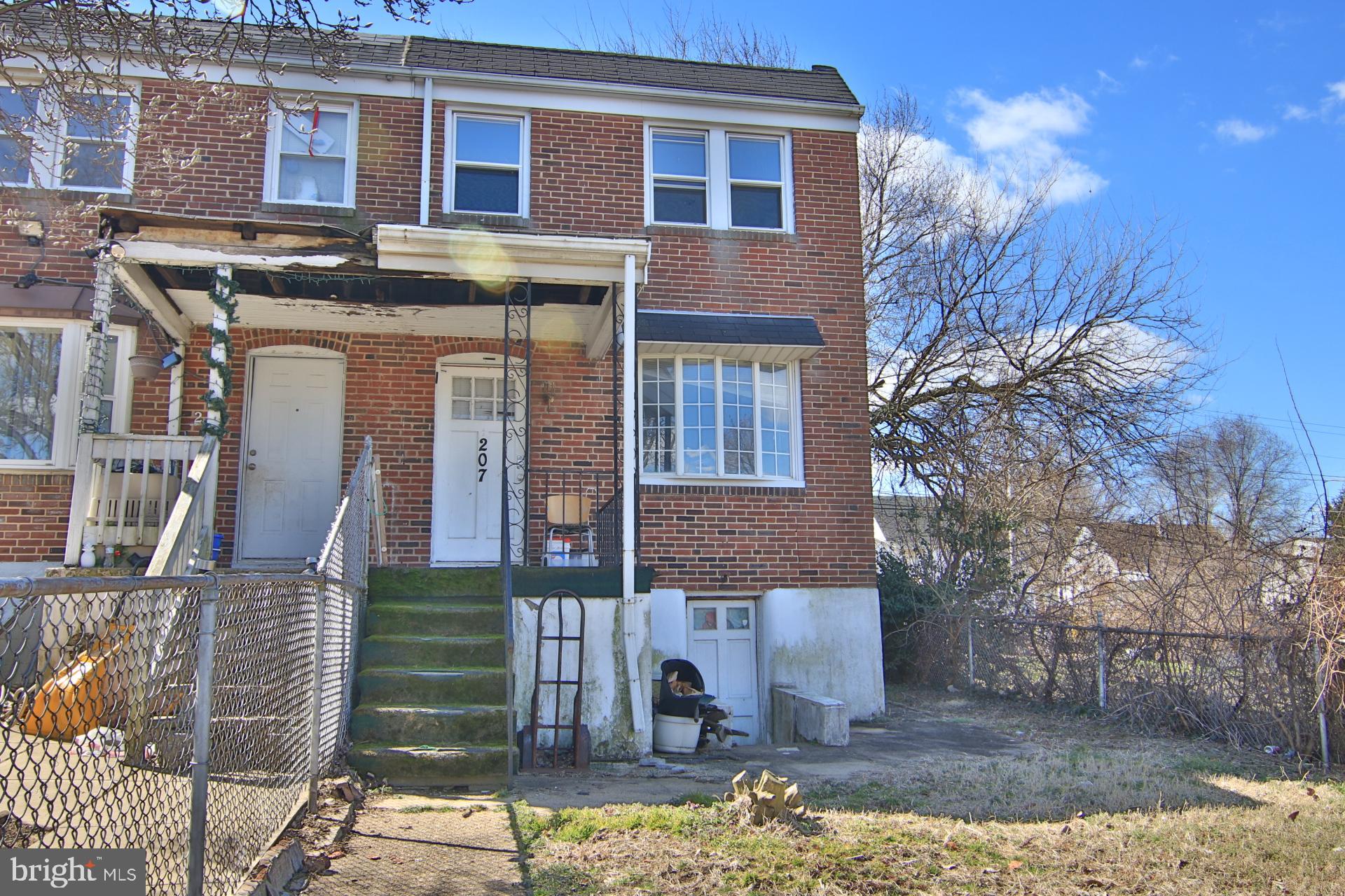 207 West Edgevale Road Baltimore, MD 21225 - Photo 1 of 10 Front View