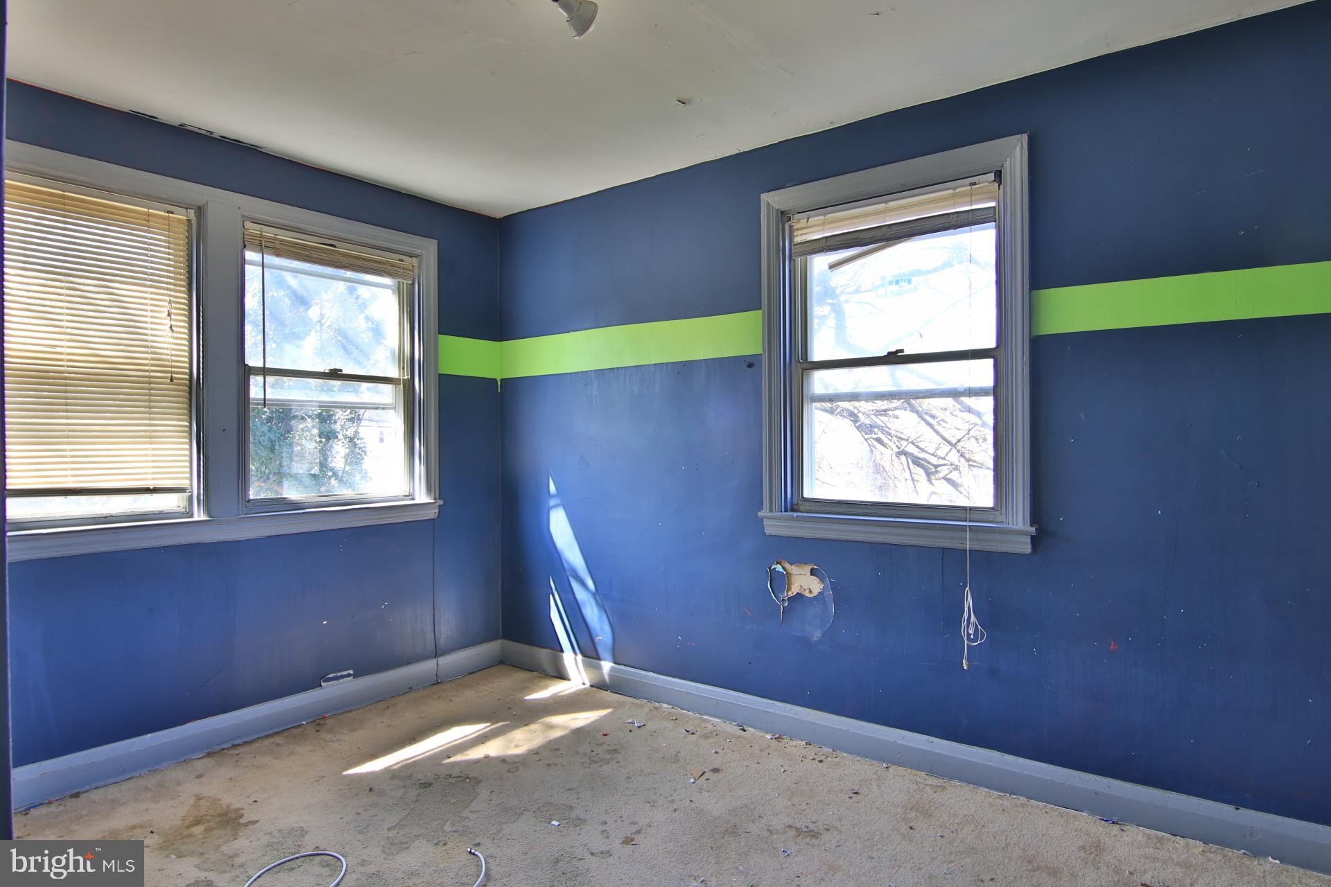 207 West Edgevale Road Baltimore, MD 21225 - Photo 8 of 10 Bedroom 3