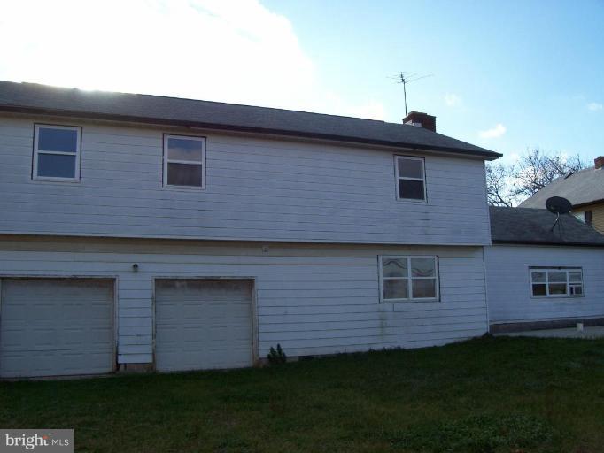 11228 Keysville Road Taneytown, MD 21787 - Photo 6 of 10 Exterior (Rear)