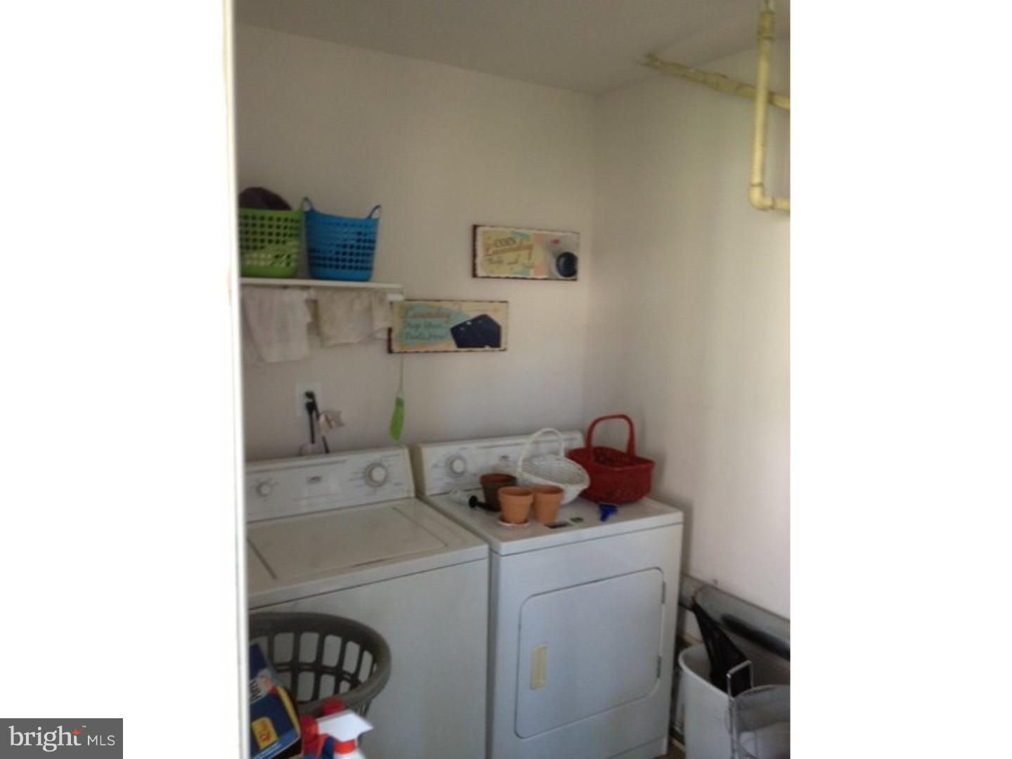 803 Tomlinson Road Philadelphia, PA 19116 - Photo 12 of 17 Laundry Room