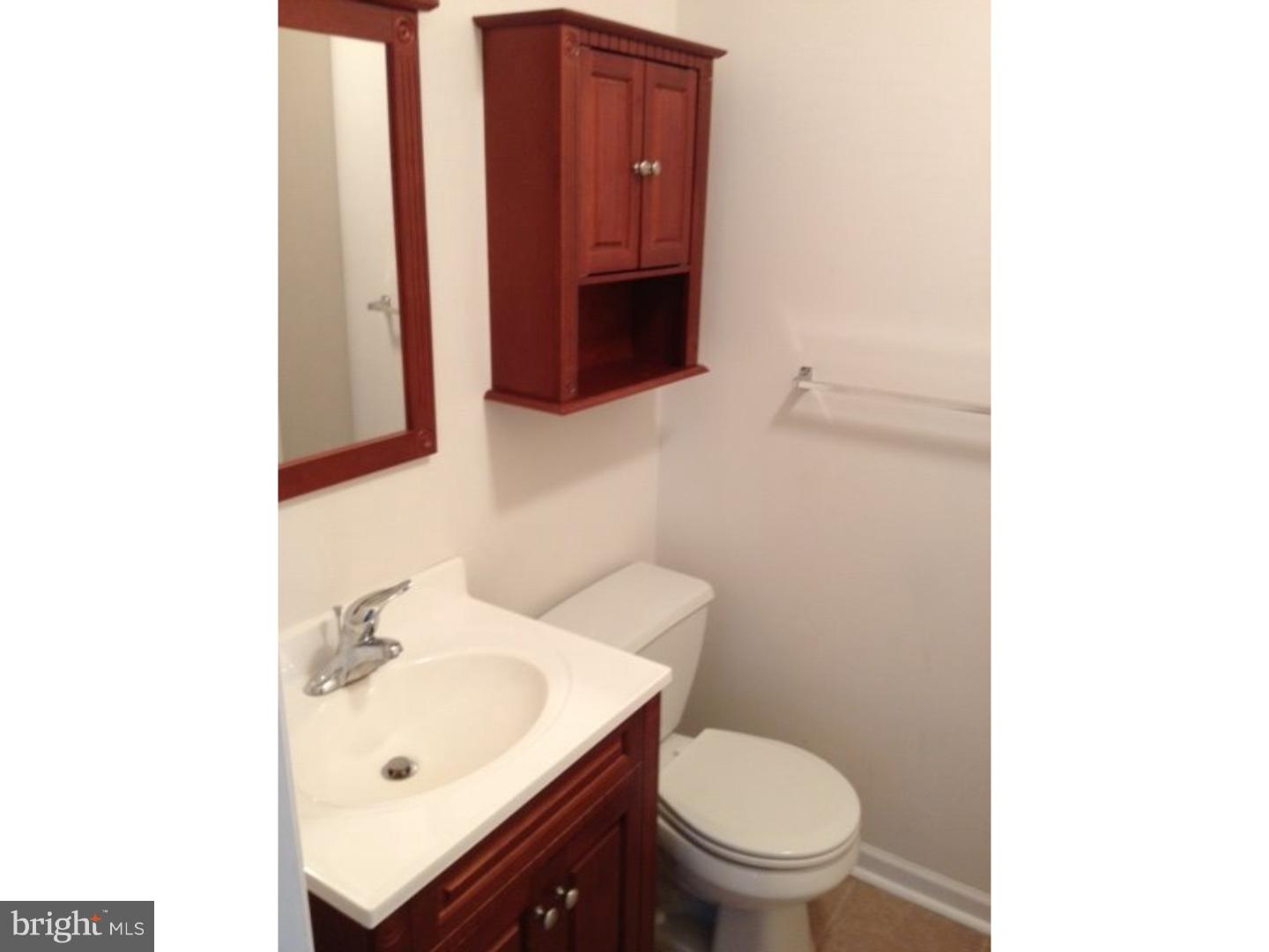 803 Tomlinson Road Philadelphia, PA 19116 - Photo 10 of 17 Bathroom