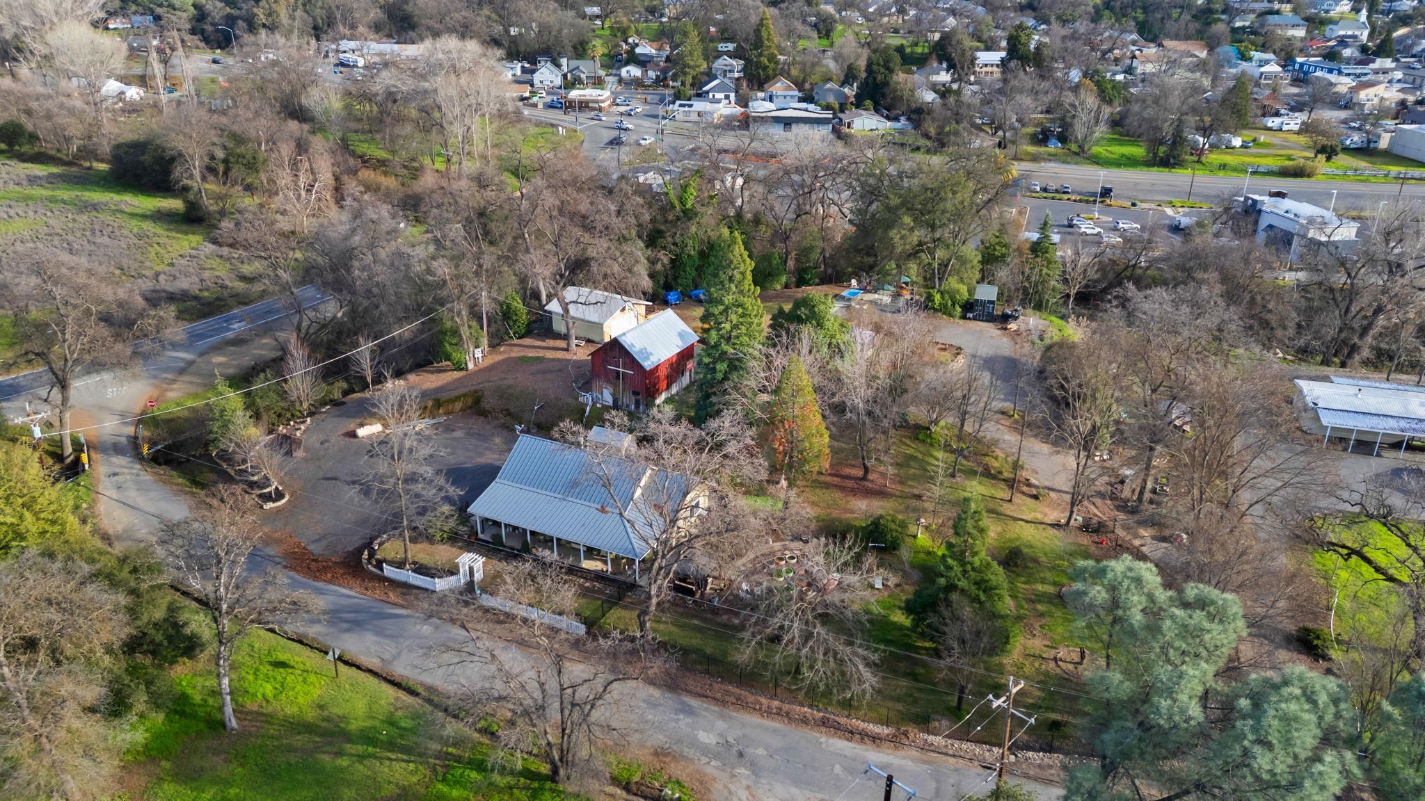10177 Pulpit Rock Road Jamestown, CA 95327 - Photo 49 of 60 Aerial perspective of suburban area