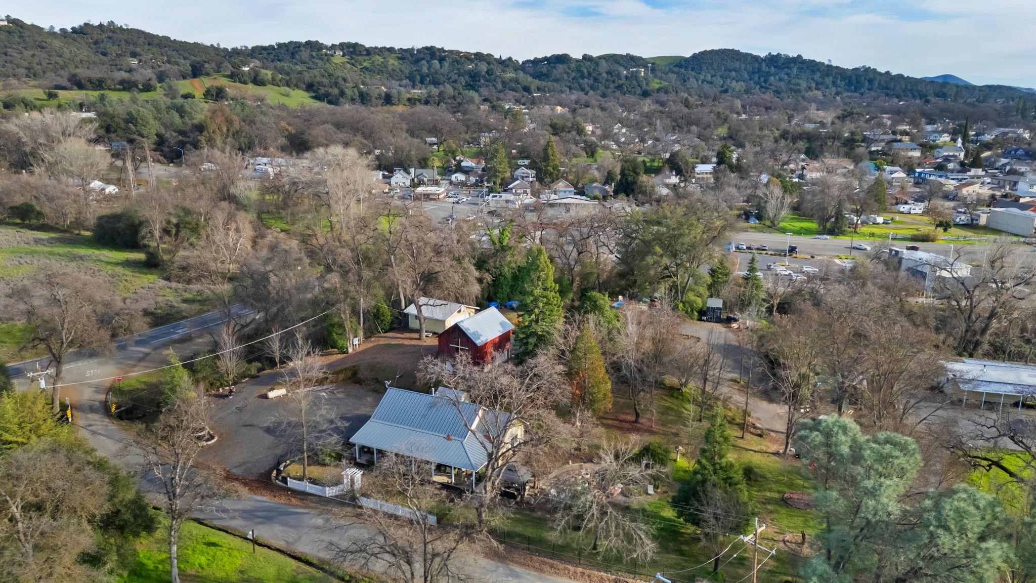 10177 Pulpit Rock Road Jamestown, CA 95327 - Photo 50 of 60 Aerial view of property's location featuring a mountainous background