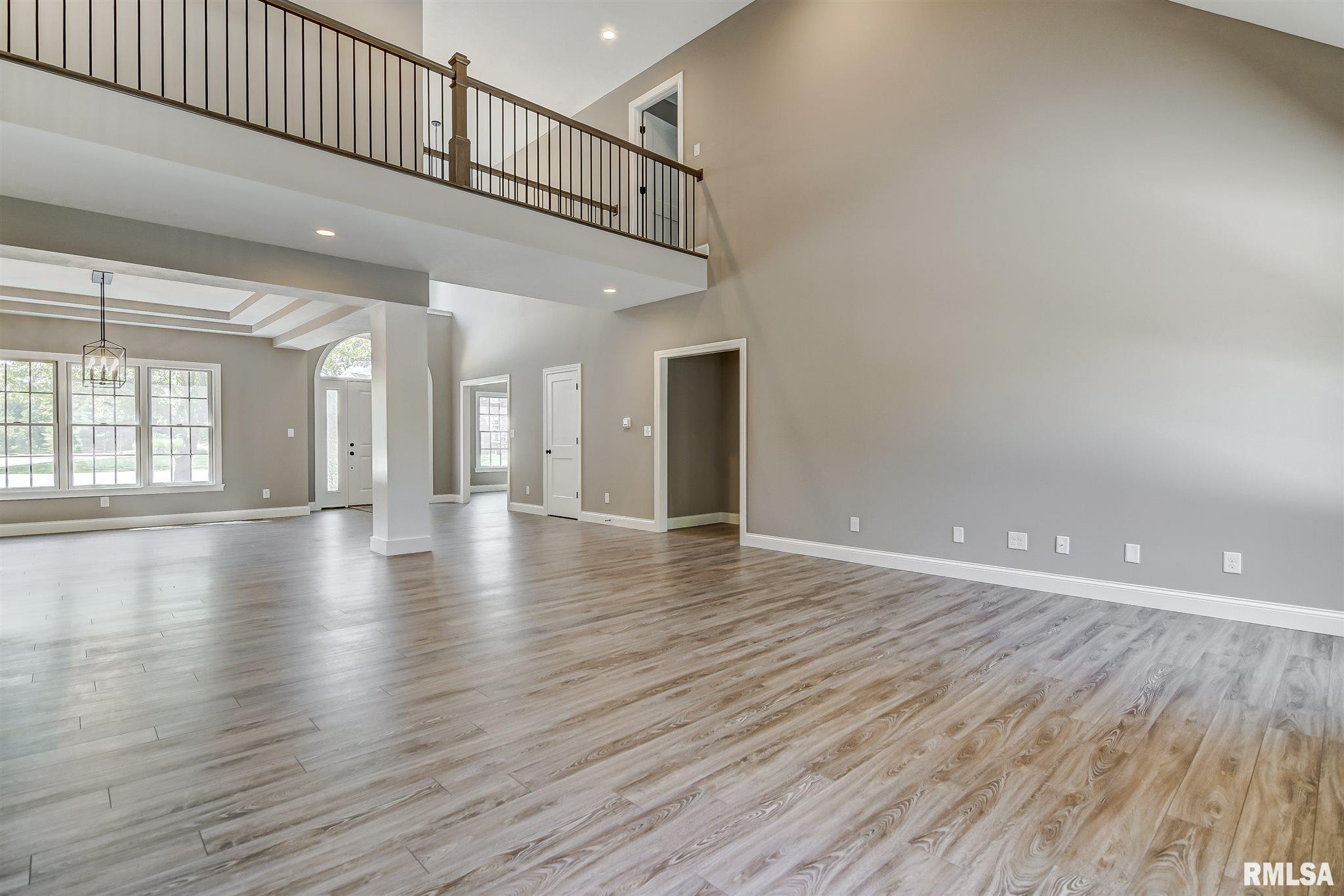 23 Woodland Trail Rochester, IL 62563 - Photo 8 of 50