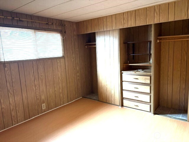 12200 Stone Way North, Unit 74 Seattle, WA 98133 - Photo 9 of 14 a view of closet area