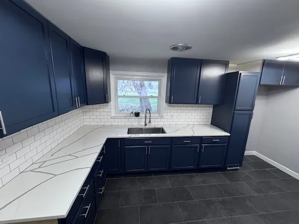 $349,500 | 9132 South California Avenue, Evergreen Park, IL 60805