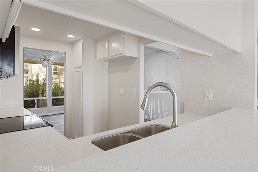 2315 Caringa Way, Unit 51 Carlsbad, CA 92009 - Photo 19 of 41