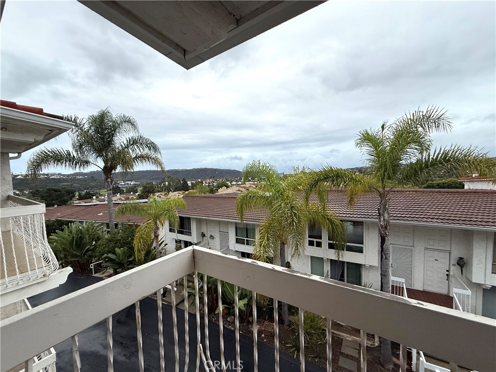 2315 Caringa Way, Unit 51 Carlsbad, CA 92009 - Photo 4 of 41