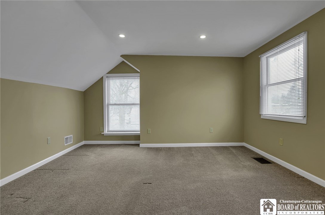 278 South Forest Road Amherst, NY 14221 - Photo 34 of 45 Unit 2 Bedroom (1)