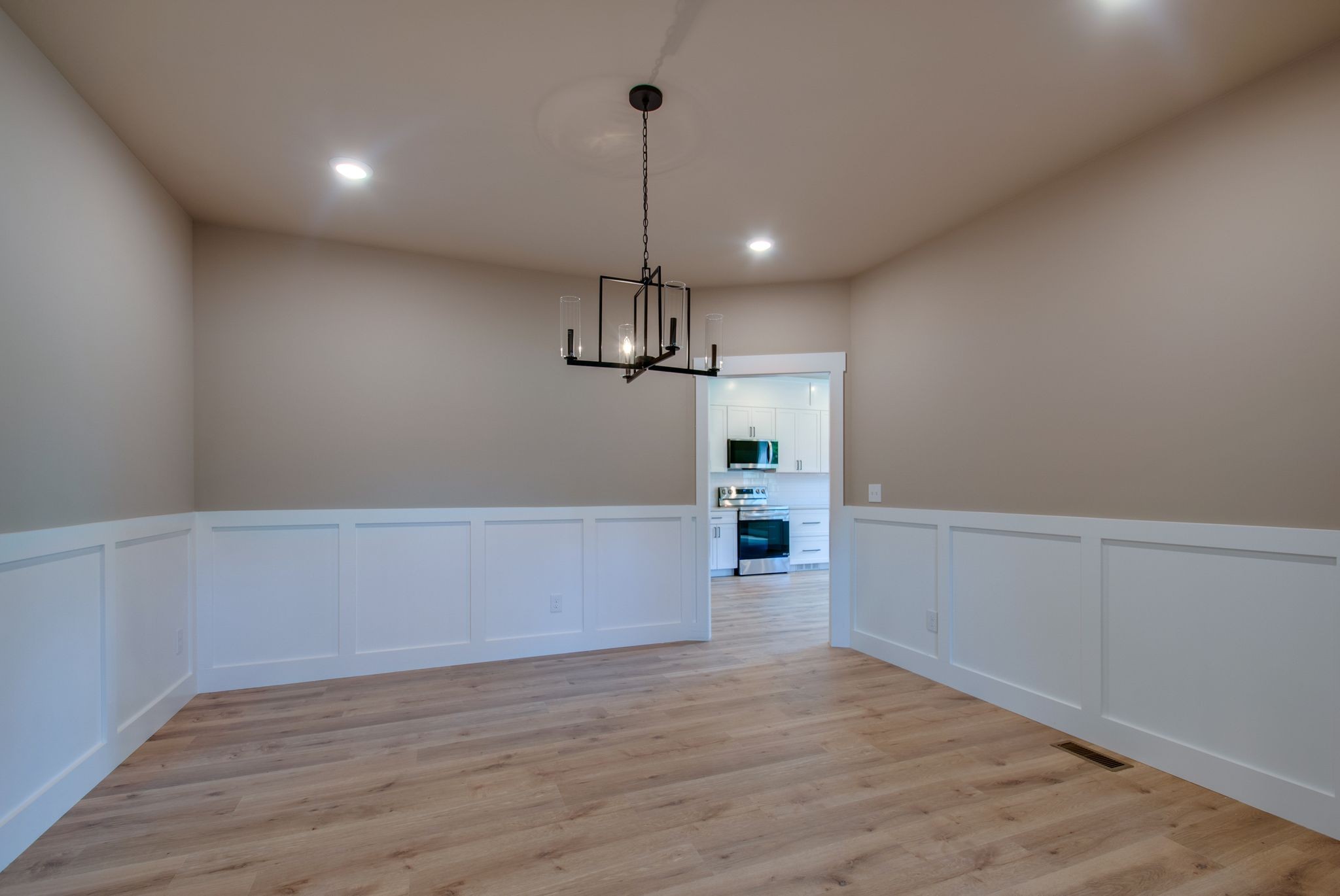 3333 Booker Ridge Road Mount Pleasant, TN 38474 - Photo 18 of 43 a view of empty room with wooden floor