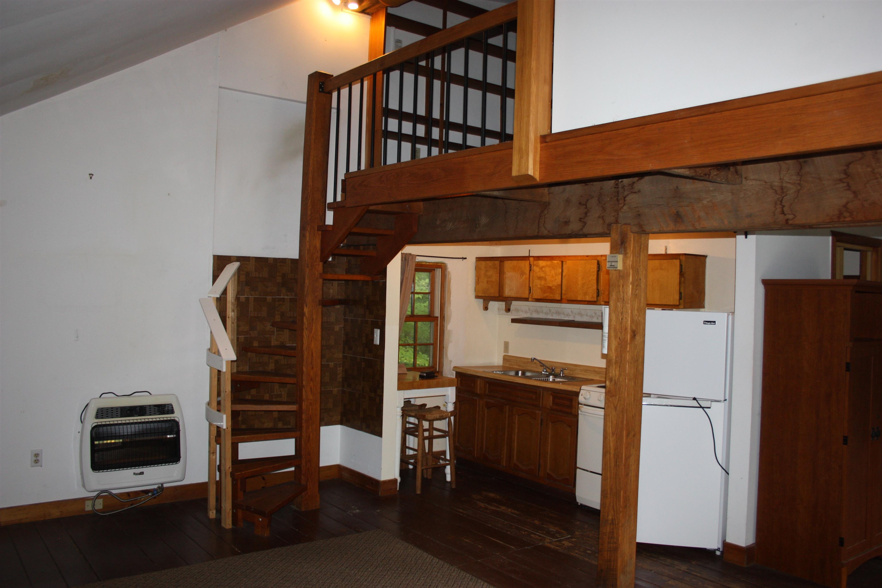 418 Juniper Hill Road Stoddard, NH 03464 - Photo 5 of 37 Gallery Image 5