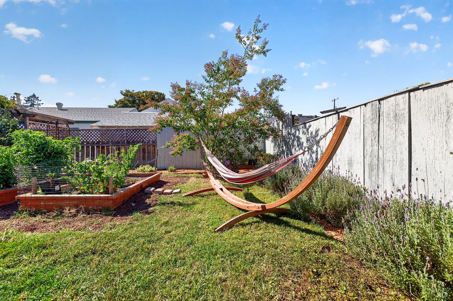 1102 Burbank Avenue Santa Rosa, CA 95407 - Photo 26 of 32