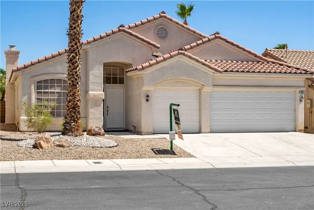 $2,450 | 8940 Emery Lake Street, Las Vegas, NV 89123