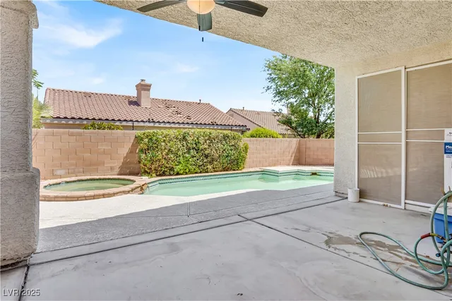 $2,450 | 8940 Emery Lake Street, Las Vegas, NV 89123