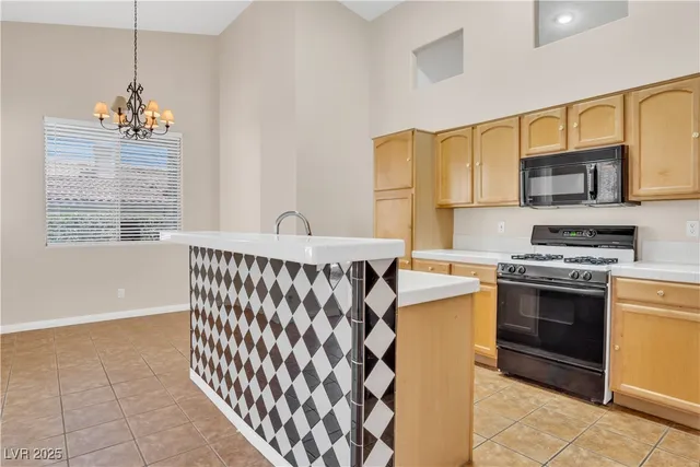 $2,450 | 8940 Emery Lake Street, Las Vegas, NV 89123