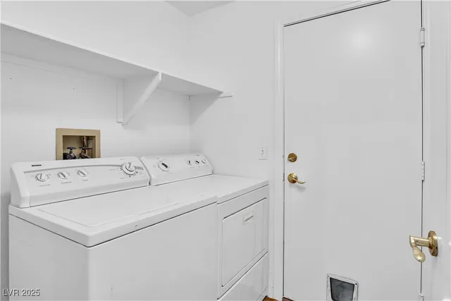 $2,450 | 8940 Emery Lake Street, Las Vegas, NV 89123