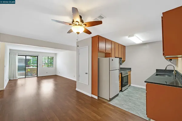 $350,000 | 5020 Valley Crest Drive, Unit 110, Concord, CA 94521