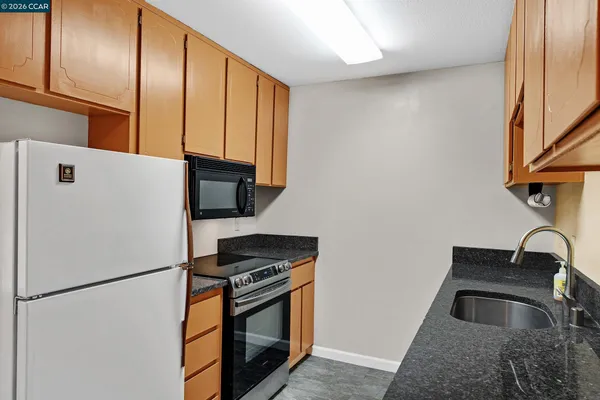 $350,000 | 5020 Valley Crest Drive, Unit 110, Concord, CA 94521