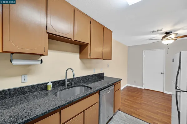 $350,000 | 5020 Valley Crest Drive, Unit 110, Concord, CA 94521