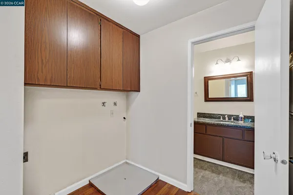 $350,000 | 5020 Valley Crest Drive, Unit 110, Concord, CA 94521