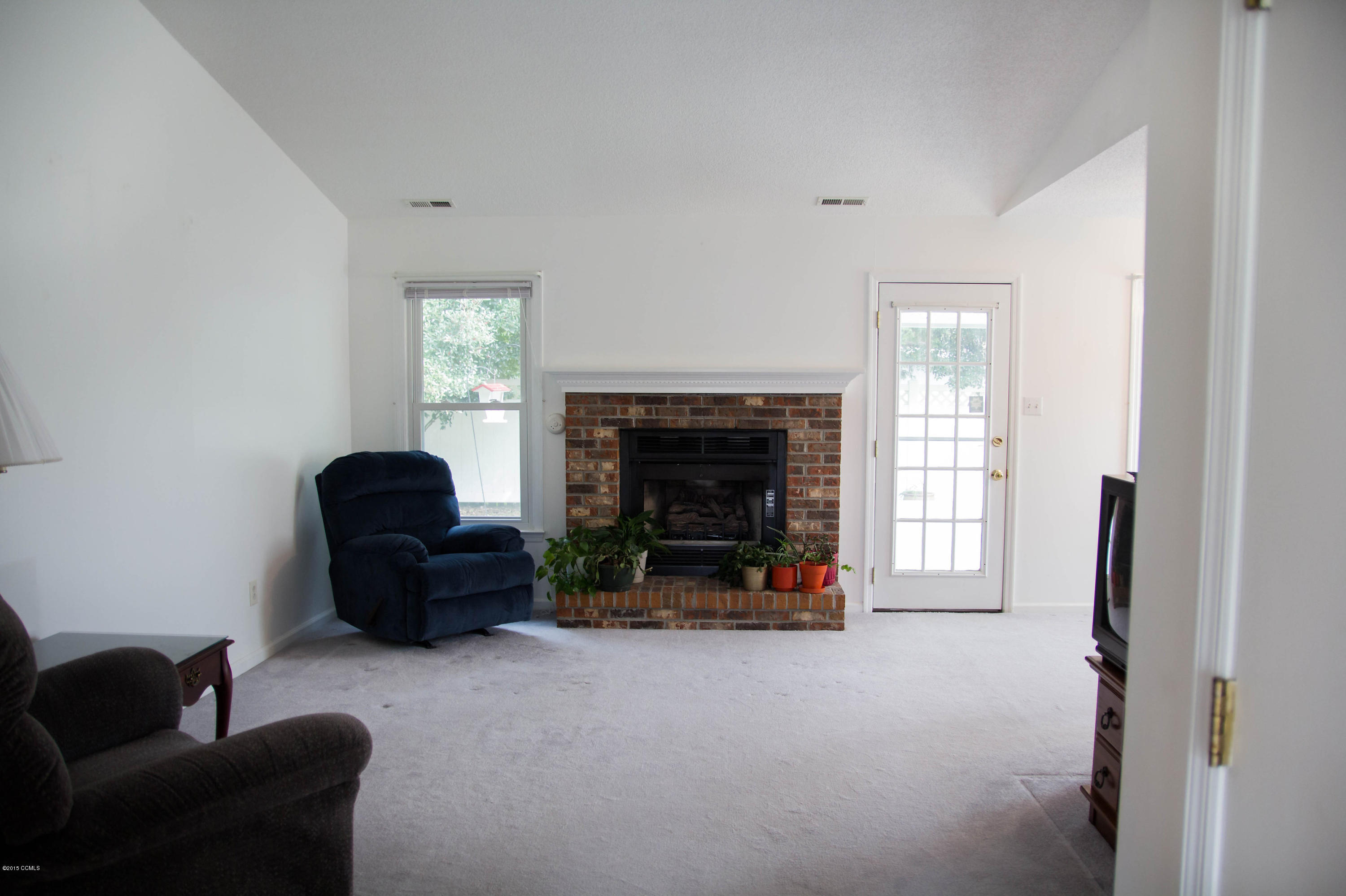 606 North Gate Road Morehead City, NC 28557 - Photo 14 of 57 606N.Gate27(1of1)