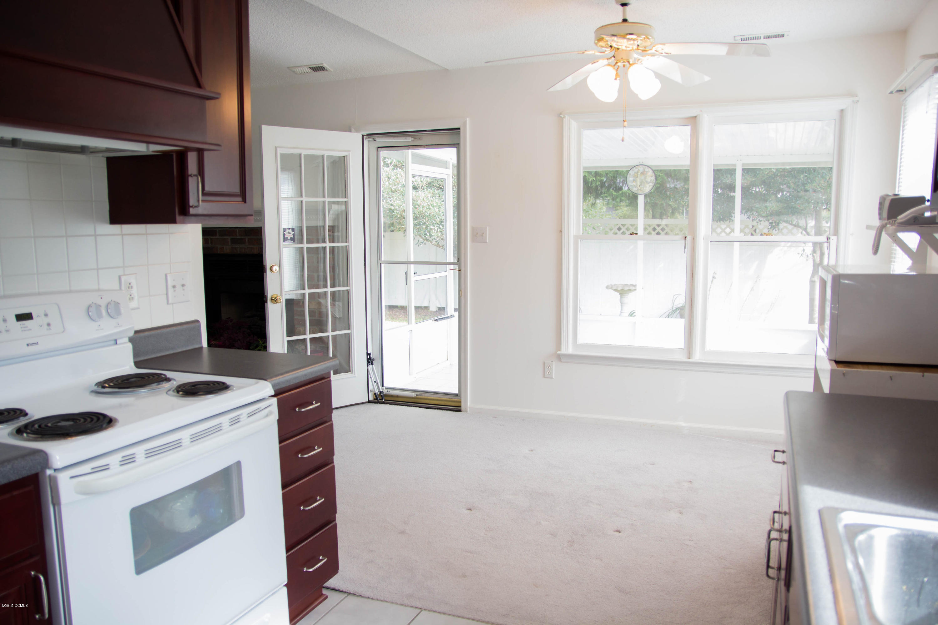 606 North Gate Road Morehead City, NC 28557 - Photo 5 of 57 606N.Gate3(1of1)