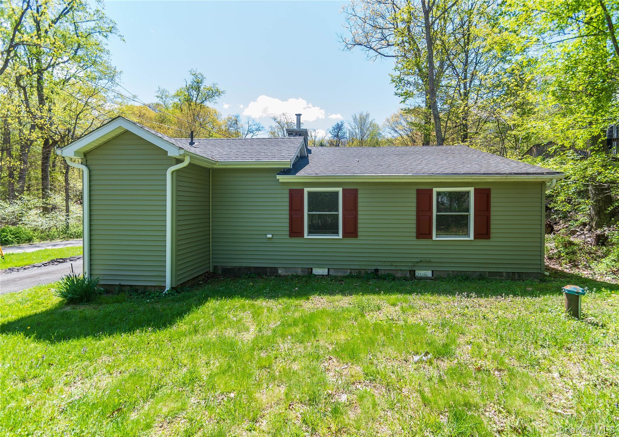 797 Forest Glen Road Monroe, NY 10950 - Photo 3 of 26