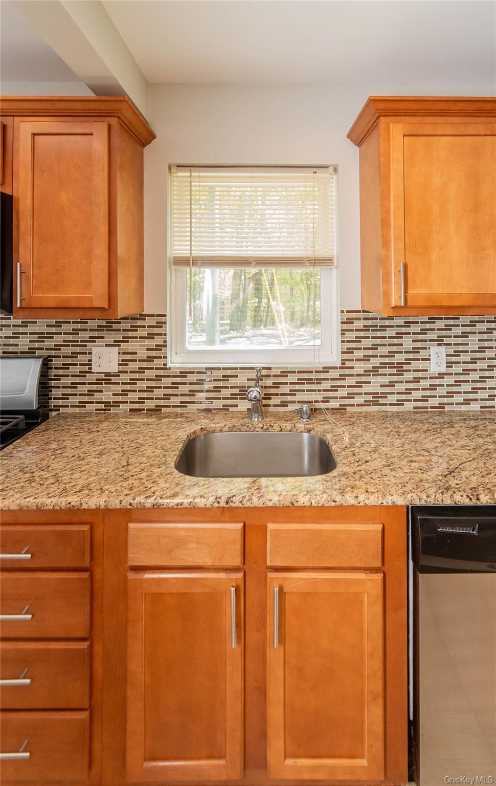 797 Forest Glen Road Monroe, NY 10950 - Photo 7 of 26