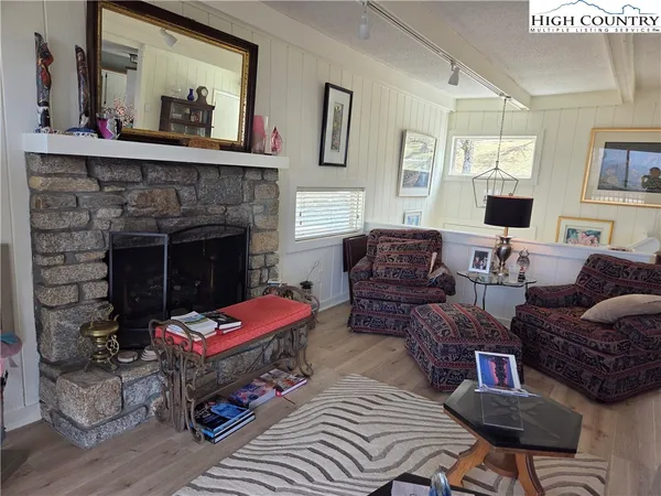 $318,000 | 101 Courtside Lane, Unit A5, Beech Mountain, NC 28604