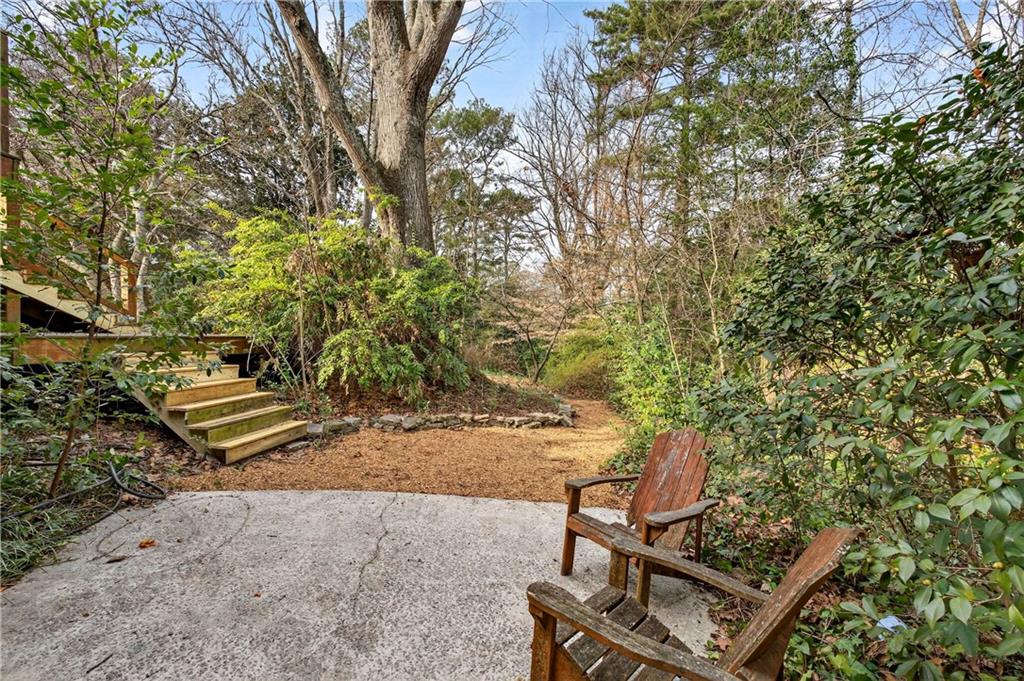 632 Willivee Drive Decatur, GA 30033 - Photo 37 of 44 a view of a backyard with sitting area