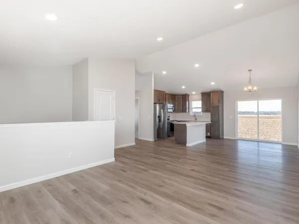 $380,900 | 938 Prestwick Drive, Belle Plaine, MN 56011