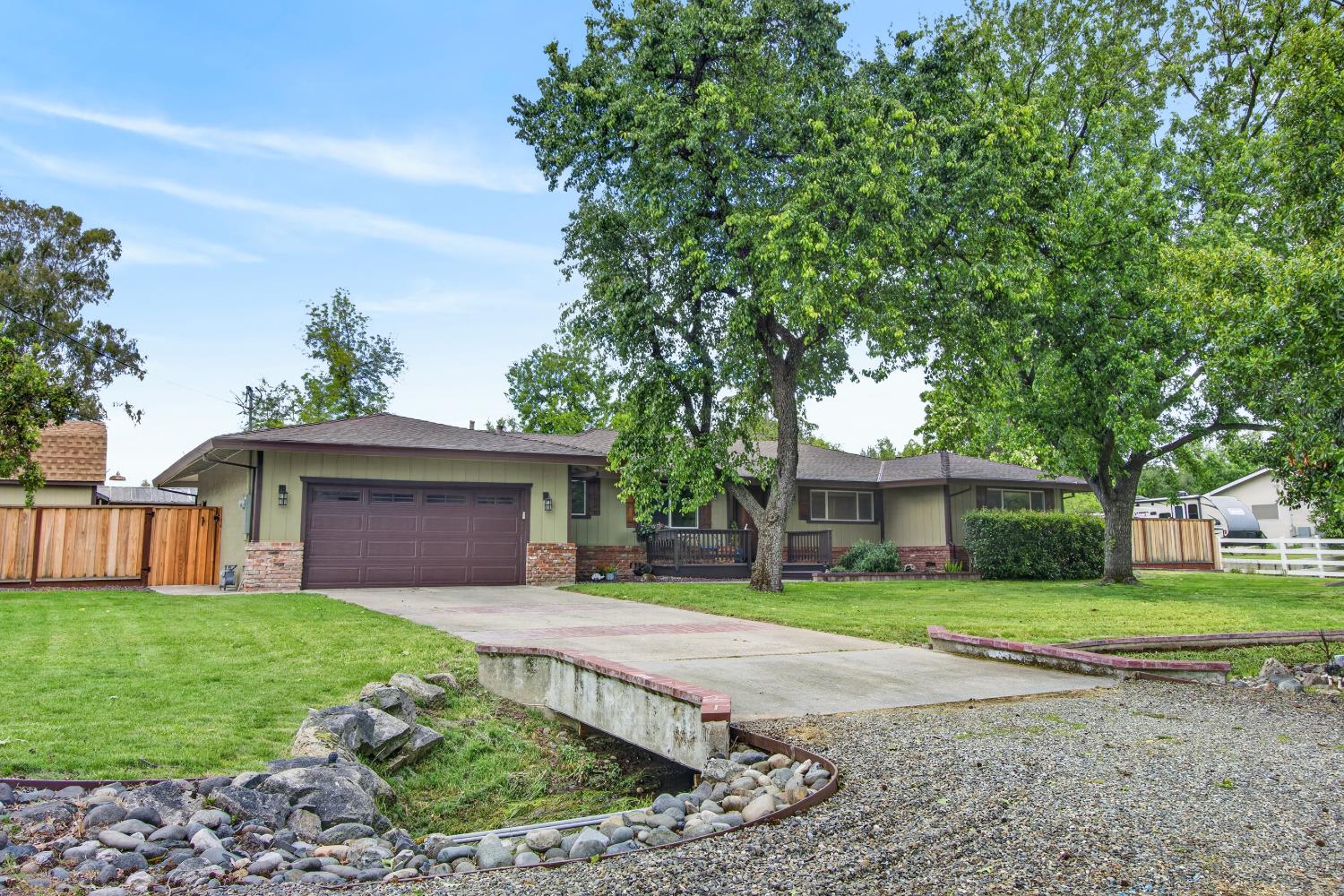 6187 Del Oro Road Granite Bay, CA 95746 - Photo 2 of 58