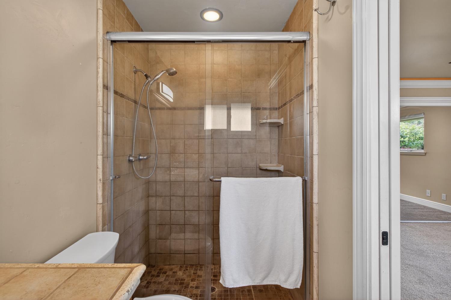 6187 Del Oro Road Granite Bay, CA 95746 - Photo 43 of 58