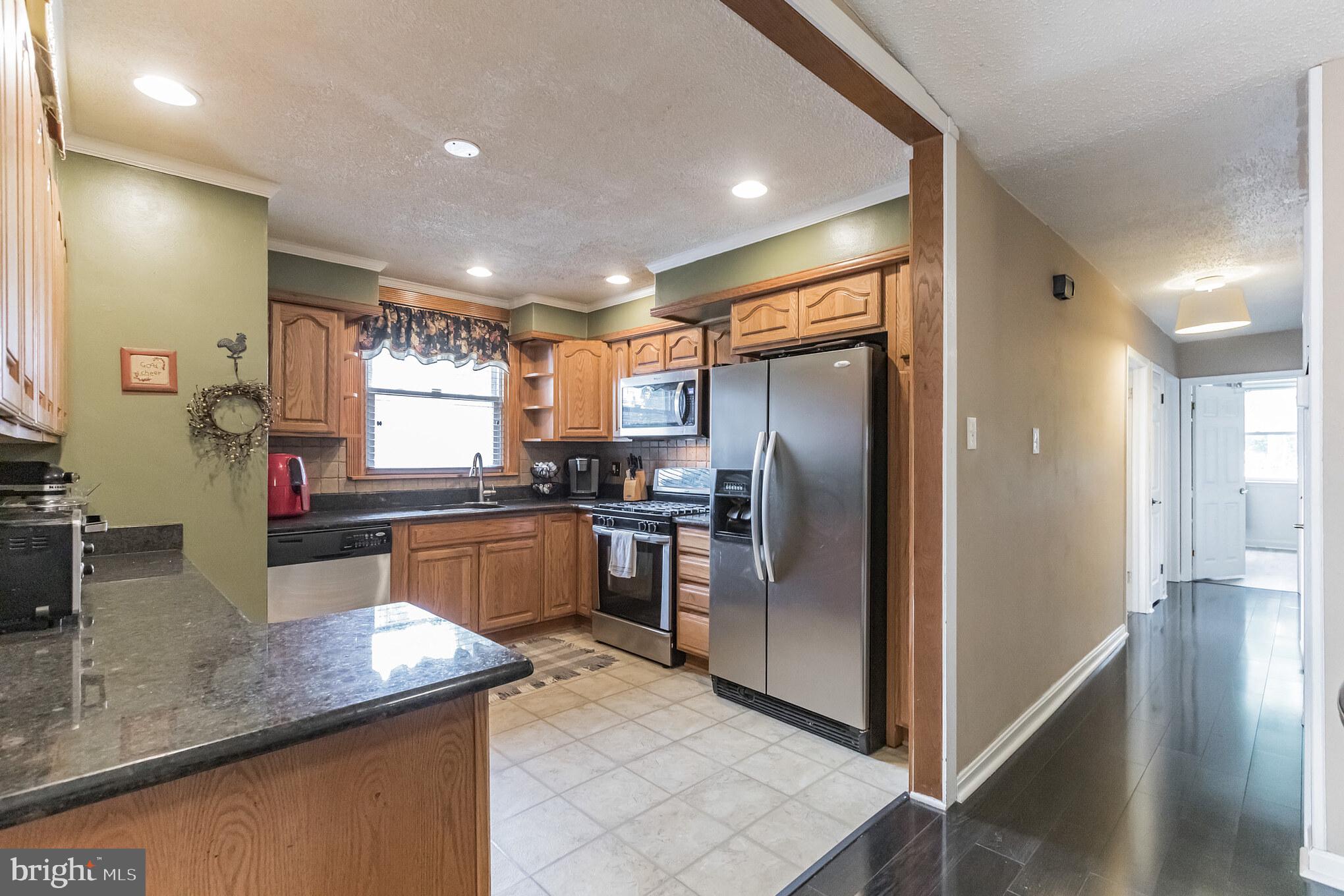 1904 Tomlinson Road Philadelphia, PA 19116 - Photo 11 of 28 Gallery Image 11