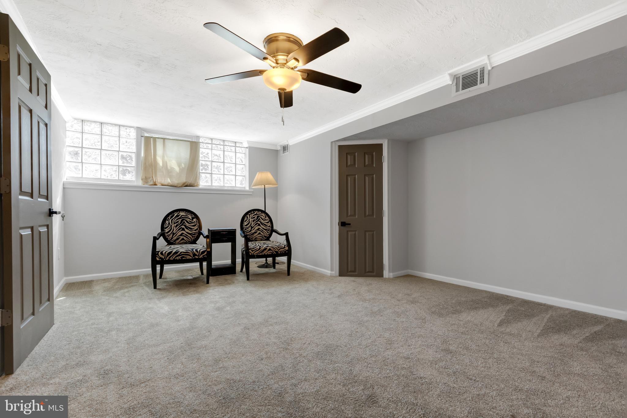 1904 Tomlinson Road Philadelphia, PA 19116 - Photo 20 of 28 Gallery Image 20