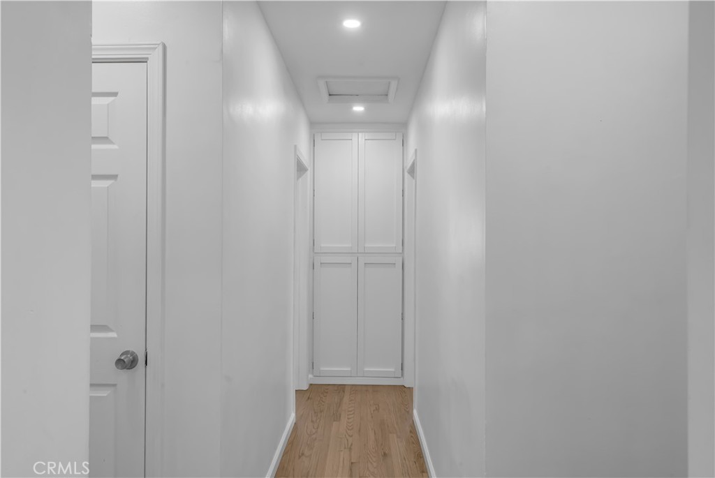 8628 Springer Street Downey, CA 90242 - Photo 23 of 33