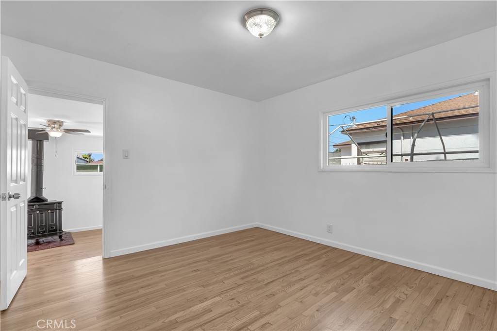 8628 Springer Street Downey, CA 90242 - Photo 24 of 33