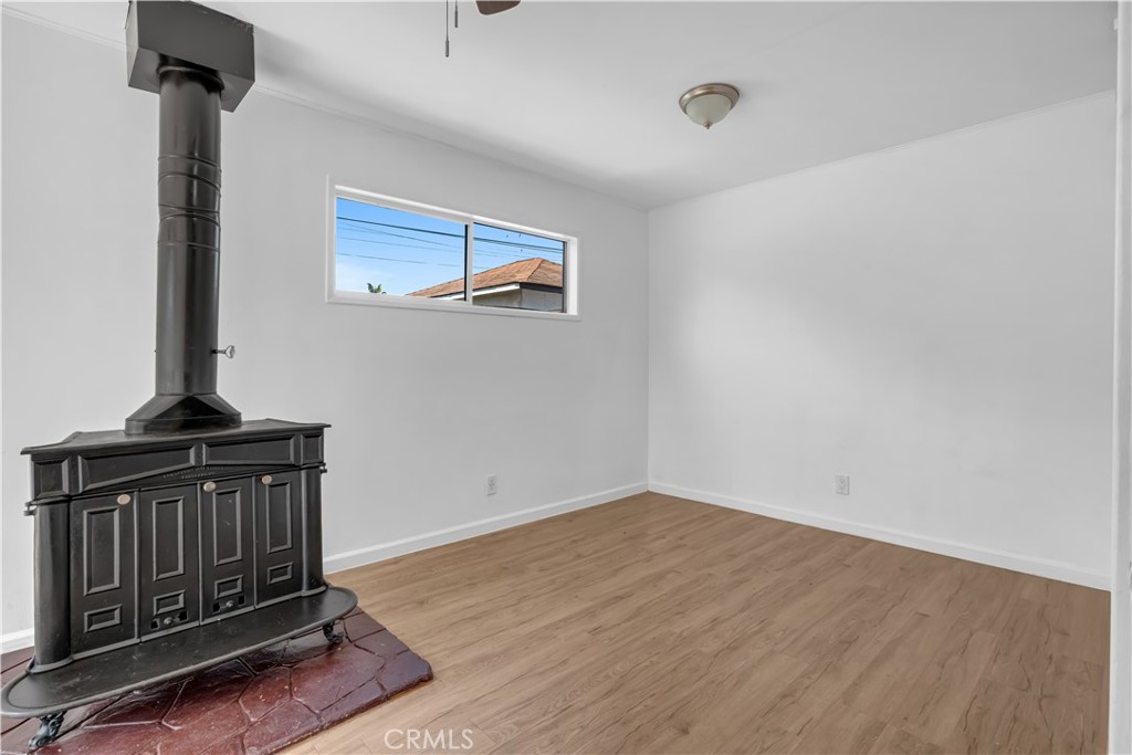 8628 Springer Street Downey, CA 90242 - Photo 26 of 33