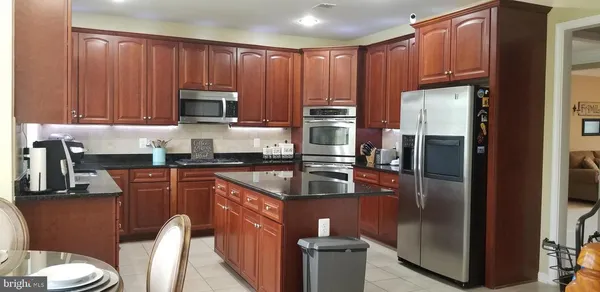 $1,050,000 | 8171 Douglas Fir Drive, Lorton, VA 22079