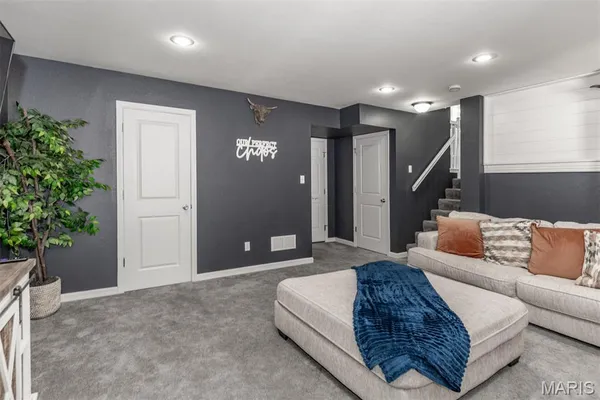 $299,900 | 17 Concord Drive, Crystal City, MO 63019