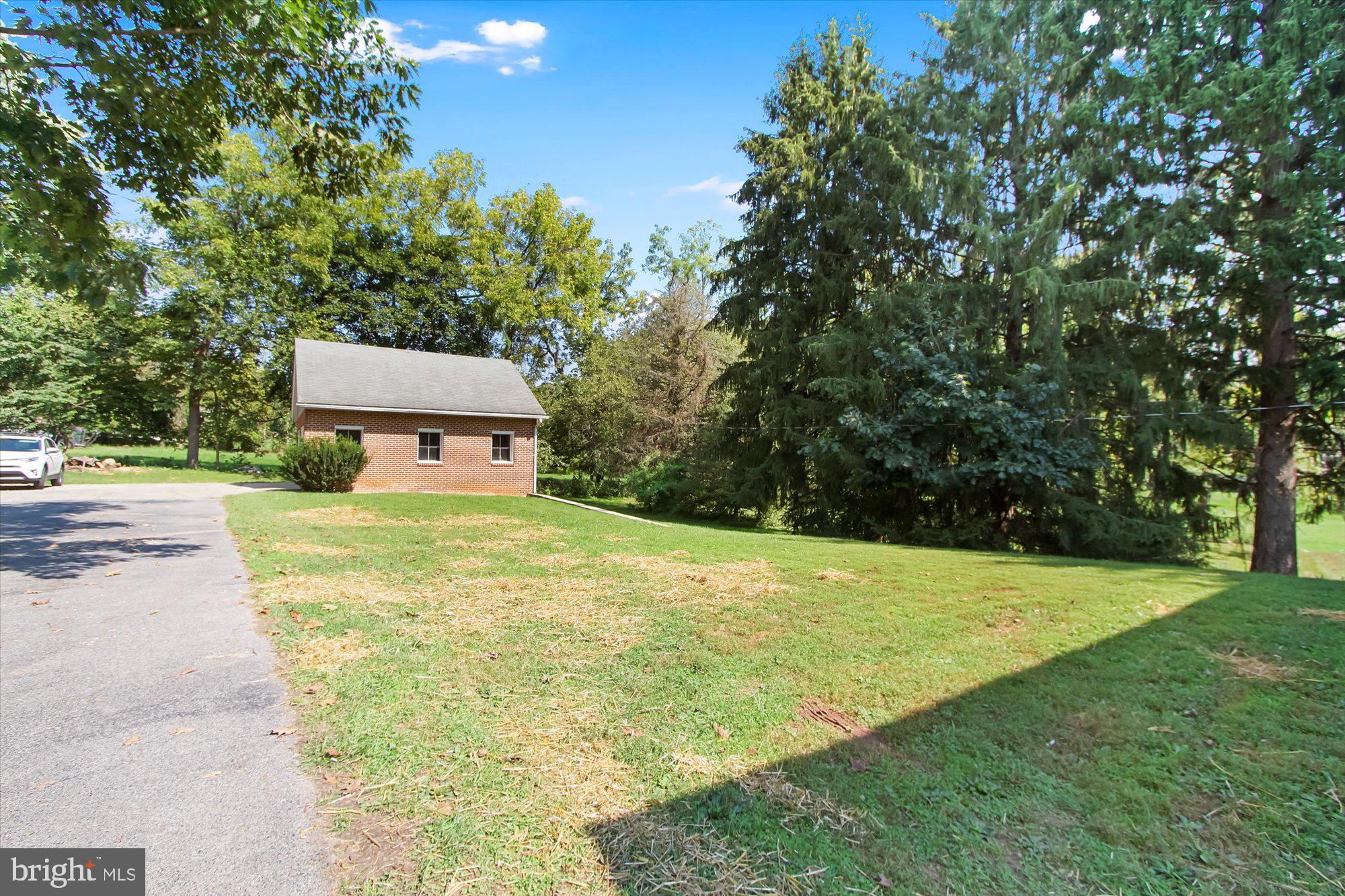 815 Ridgewood Road York, PA 17406 - Photo 26 of 28 Gallery Image 26