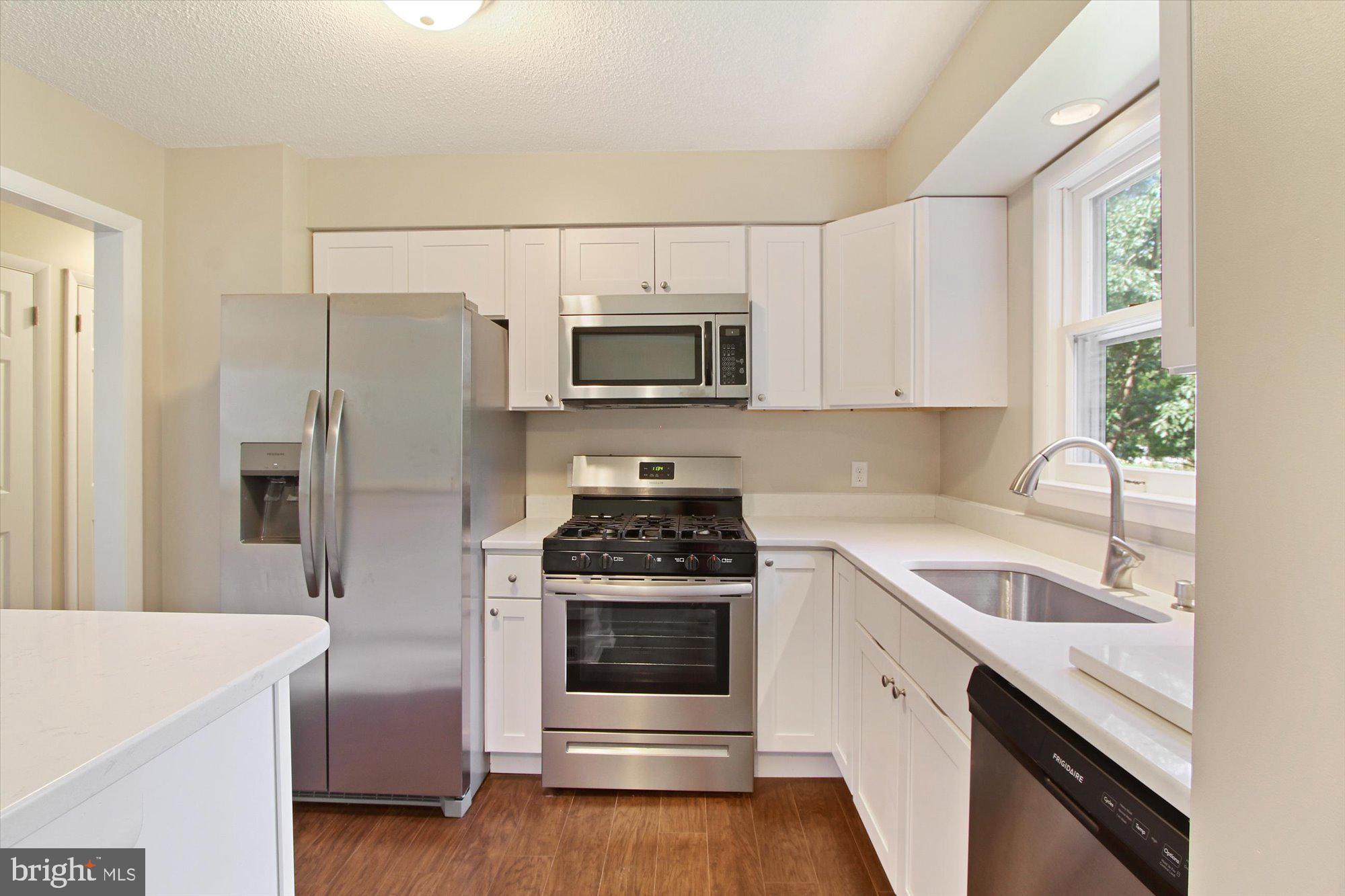 815 Ridgewood Road York, PA 17406 - Photo 8 of 28 Gallery Image 8