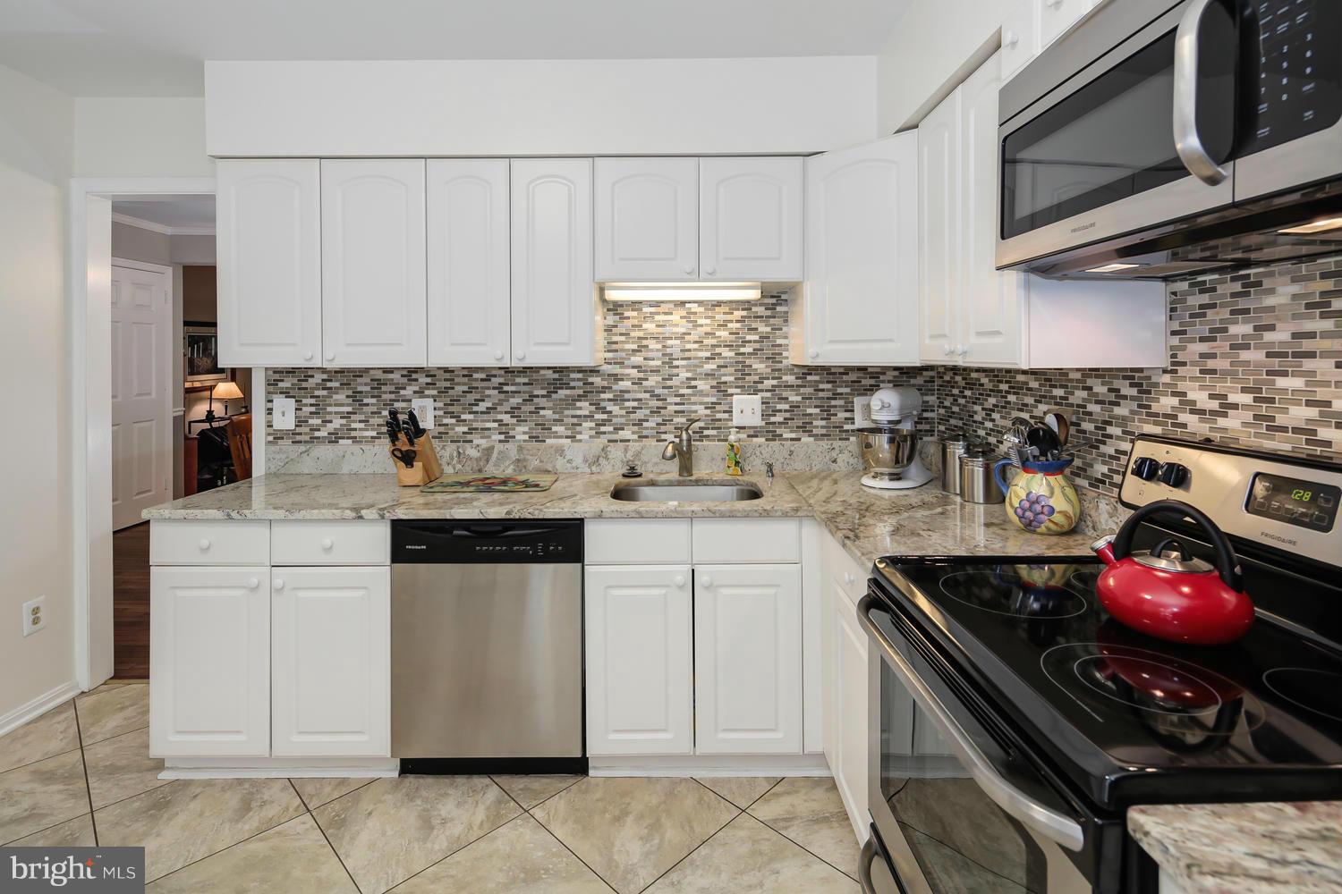 7910 Birchtree Court Springfield, VA 22152 - Photo 9 of 24 Kitchen