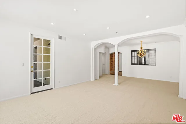$1,249,000 | 930 North Doheny Drive, Unit 308, West Hollywood, CA 90069