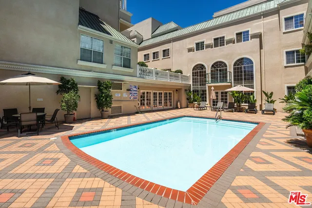 $1,249,000 | 930 North Doheny Drive, Unit 308, West Hollywood, CA 90069