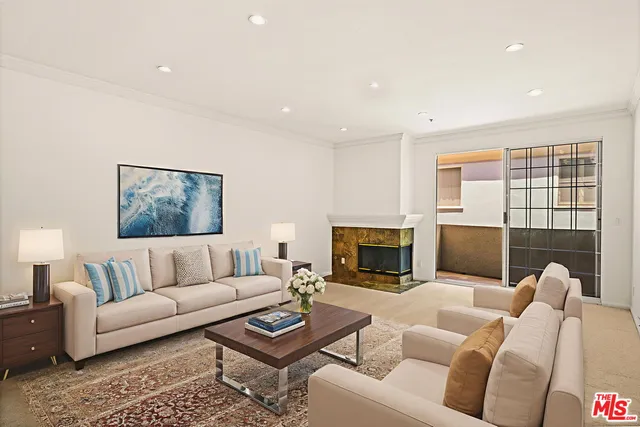$1,249,000 | 930 North Doheny Drive, Unit 308, West Hollywood, CA 90069