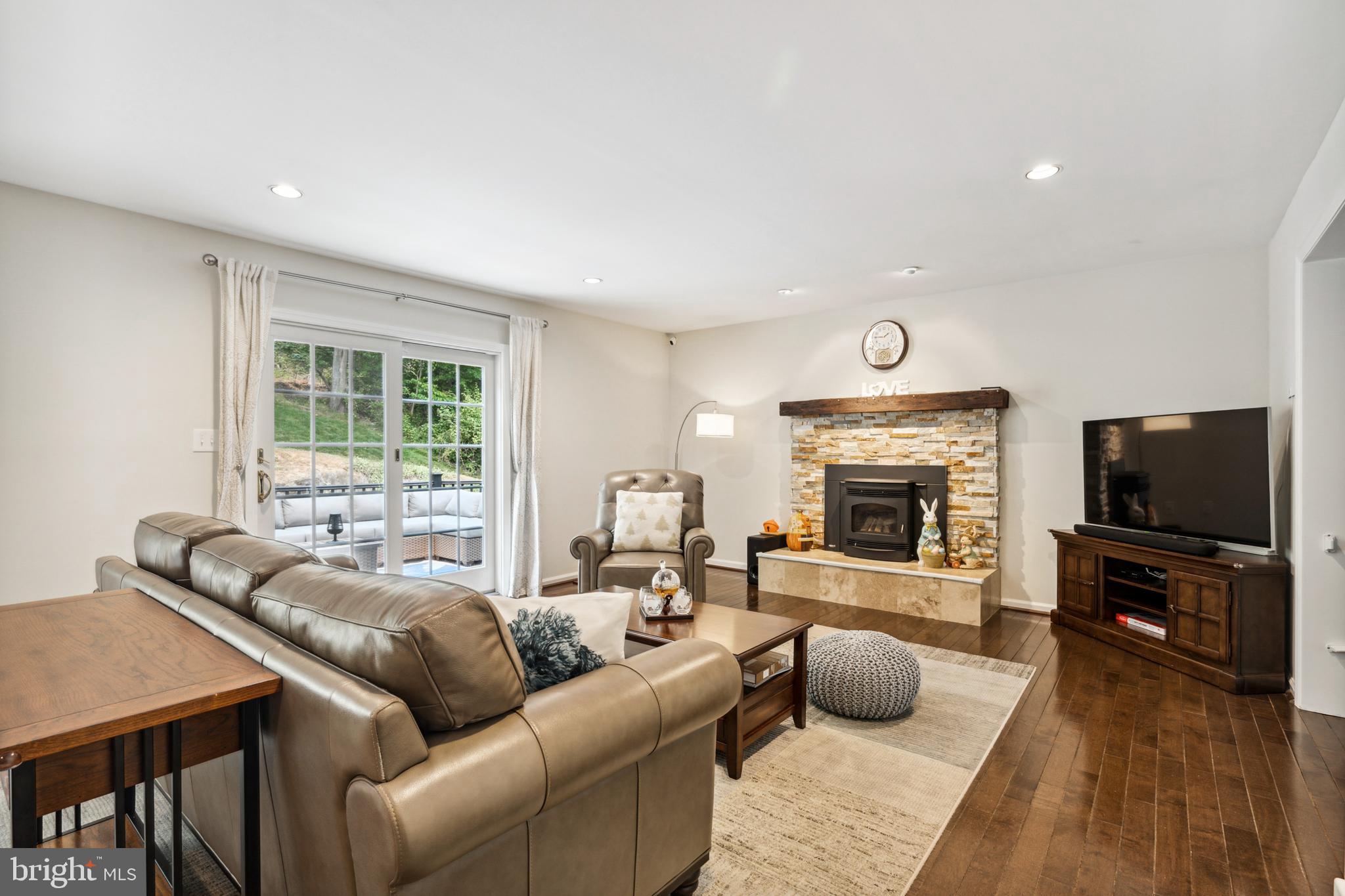 263 Watch Hill Road Exton, PA 19341 - Photo 10 of 40 Family Room w Firepalce